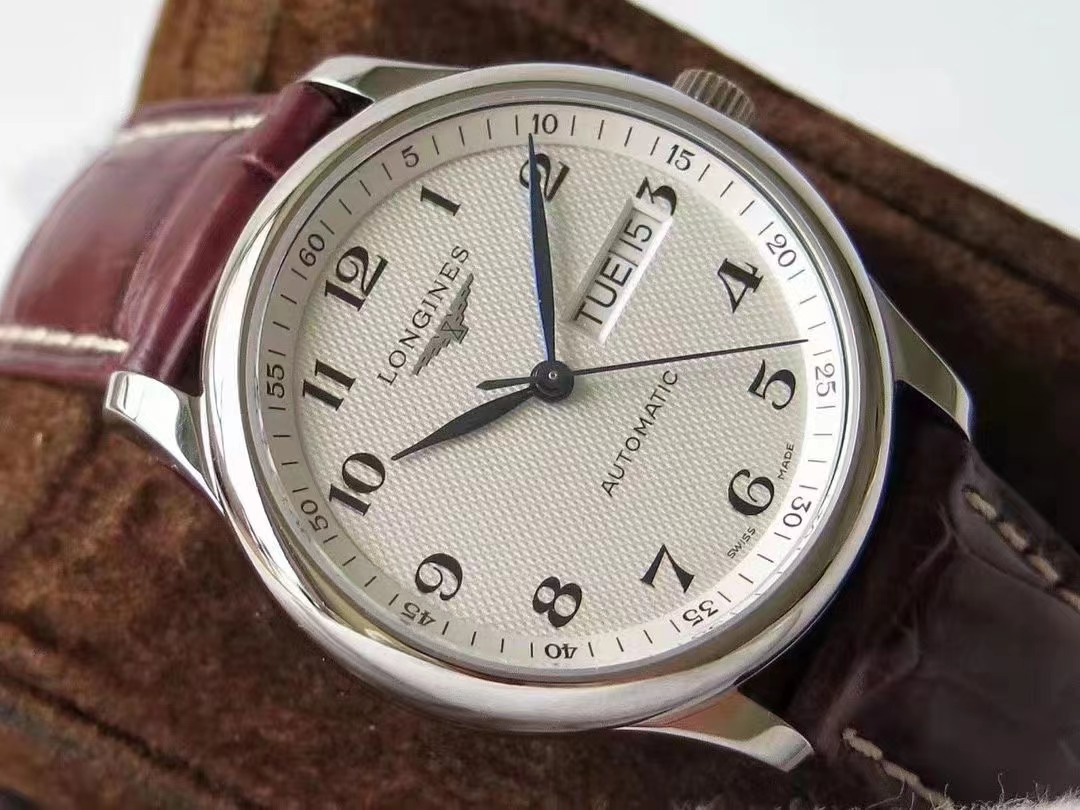 伯爵高仿手表是正品吗，分享复刻手表的质量及价格 第1张